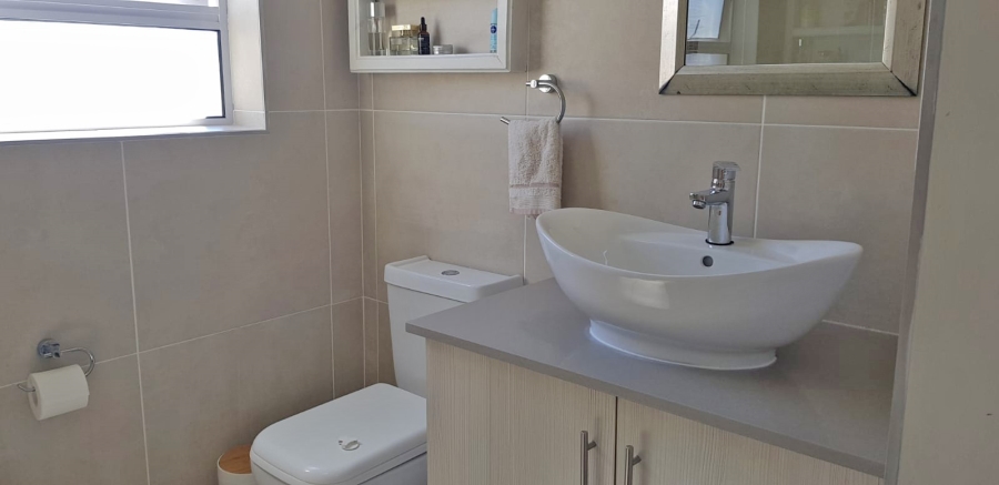 5 Bedroom Property for Sale in Laguna Sands Western Cape